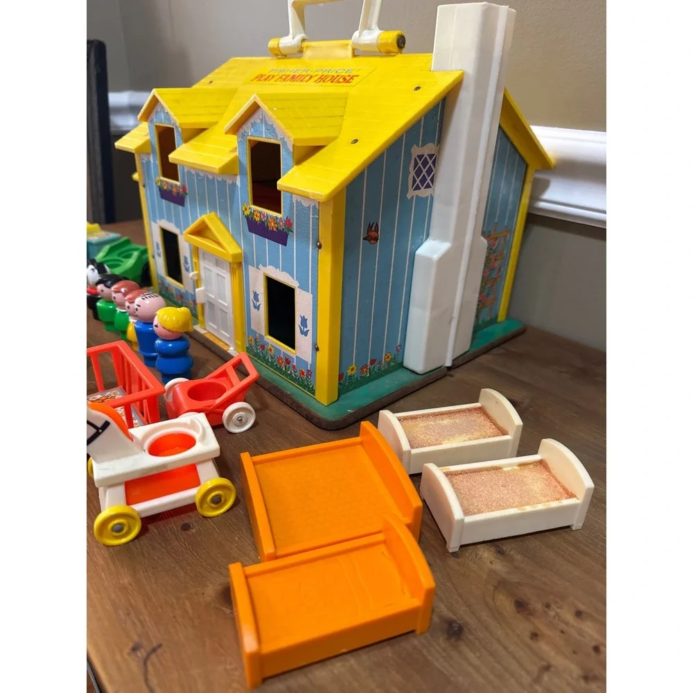 Vintage Fisher-Price Little People Play Family House 952 Blue Yellow 1970s Set